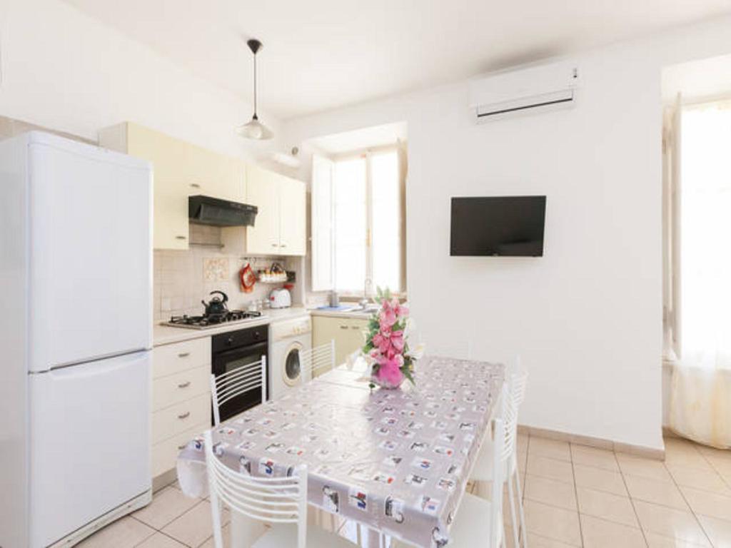 Apartemen 65 m² dengan 2 kamar tidur dan 1 kamar mandi pribadi di Vatican Rome Ruang foto