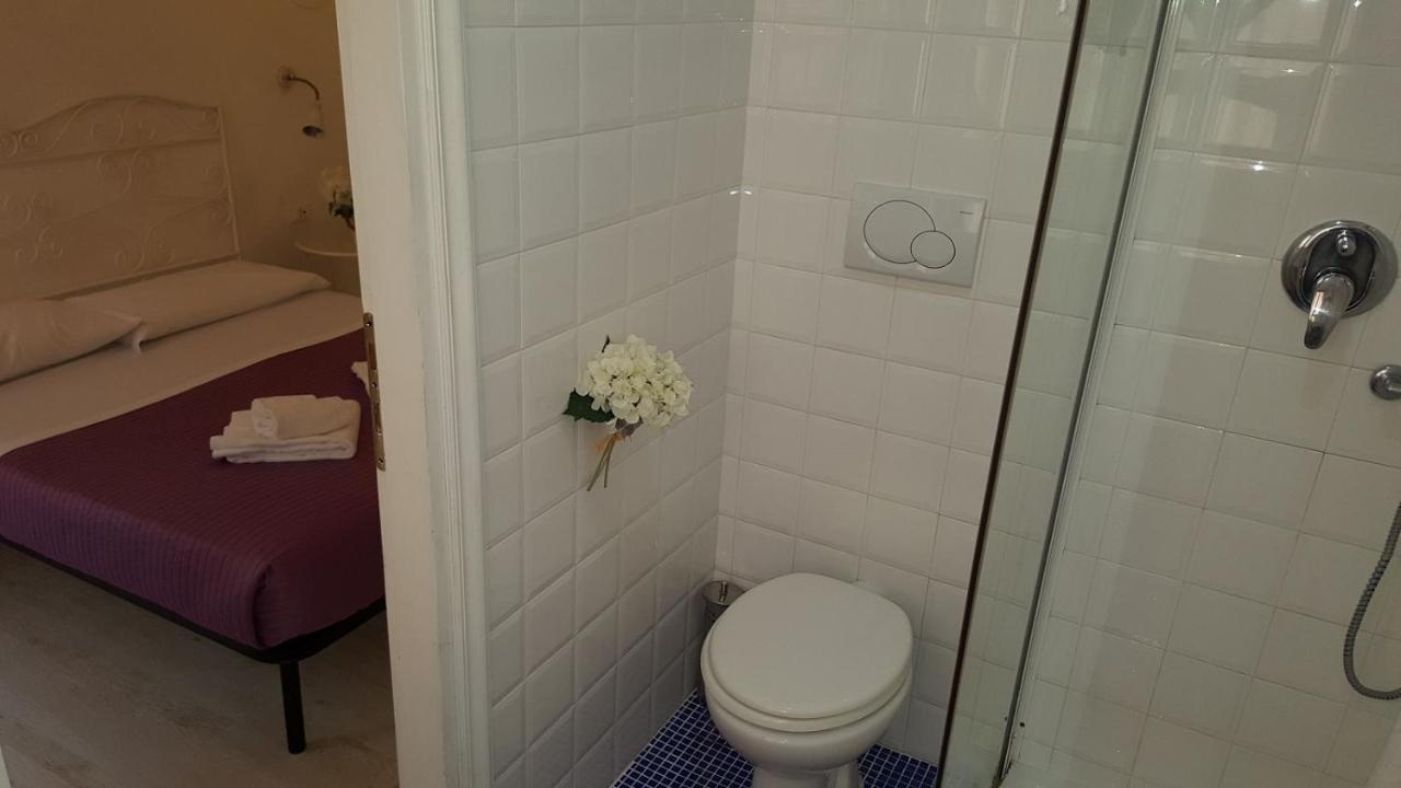 Apartemen 65 m² dengan 2 kamar tidur dan 1 kamar mandi pribadi di Vatican Rome Bagian luar foto